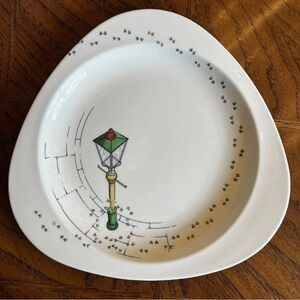 Spode Copeland 1950’s 10” Barbecue Tricorn Plate Paw Print Lamp Post S3244